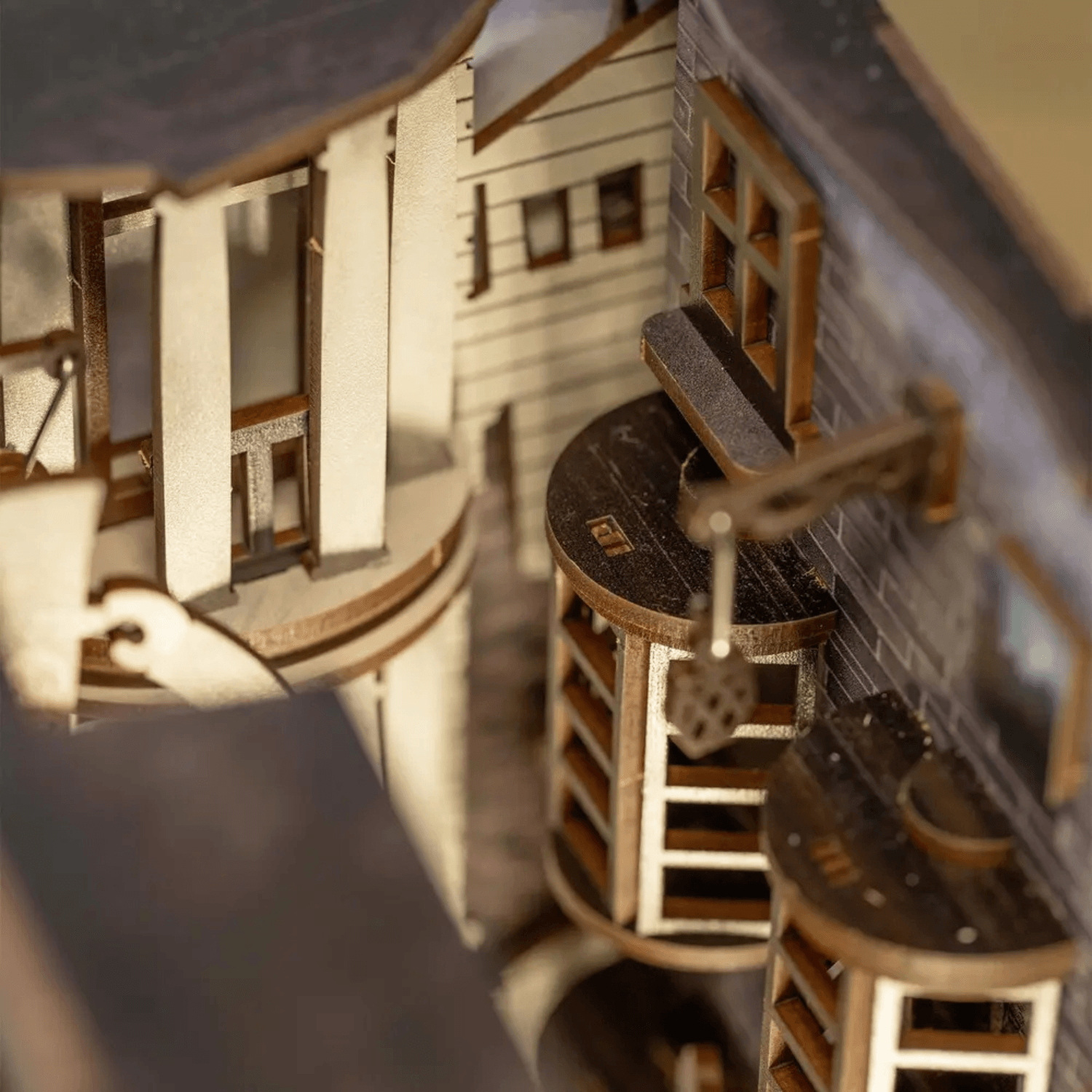 Harry Potter Diagon Alley Book Nook Revell