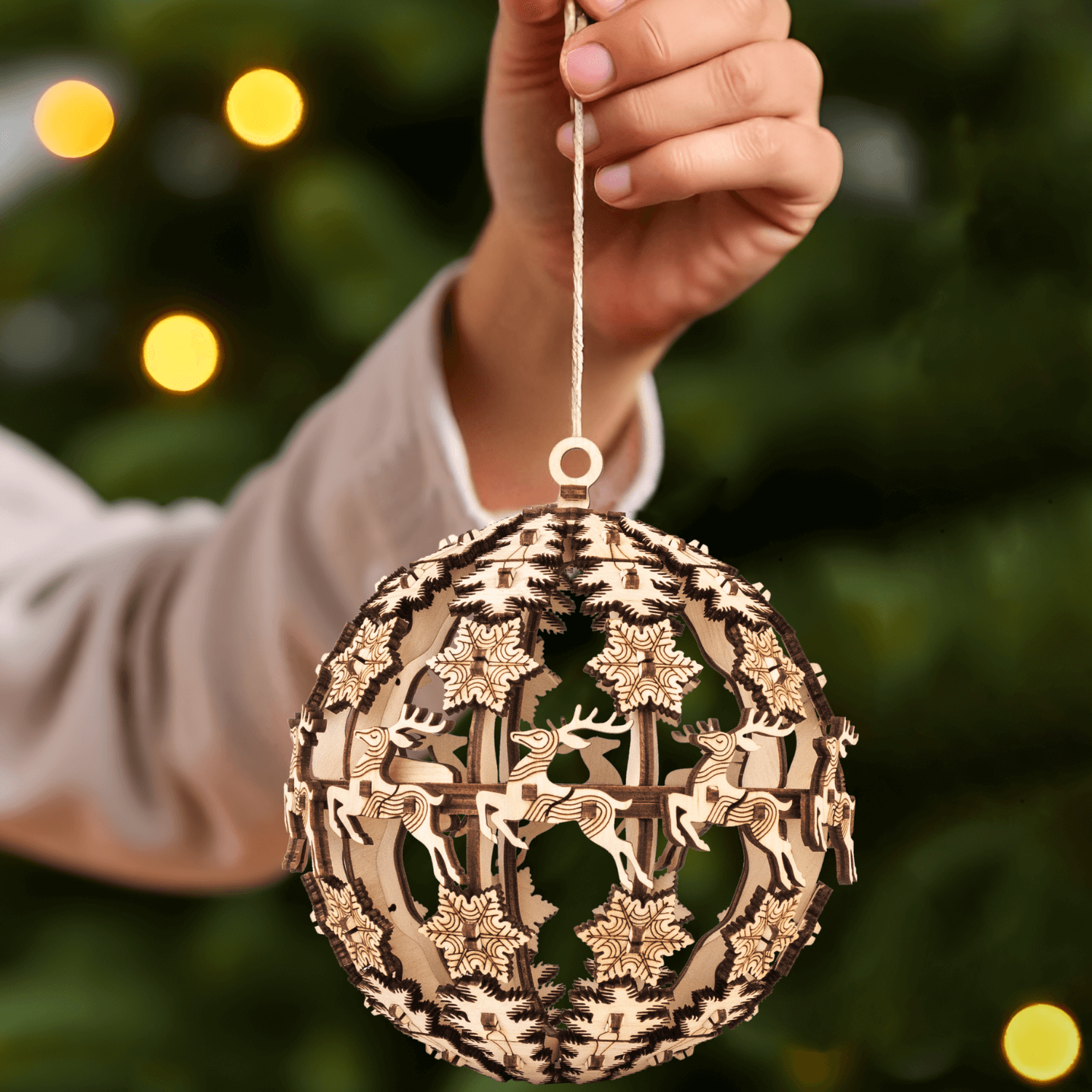 Weihnachtskugel | MaHo Mechanisches Holzpuzzle WoodTrick