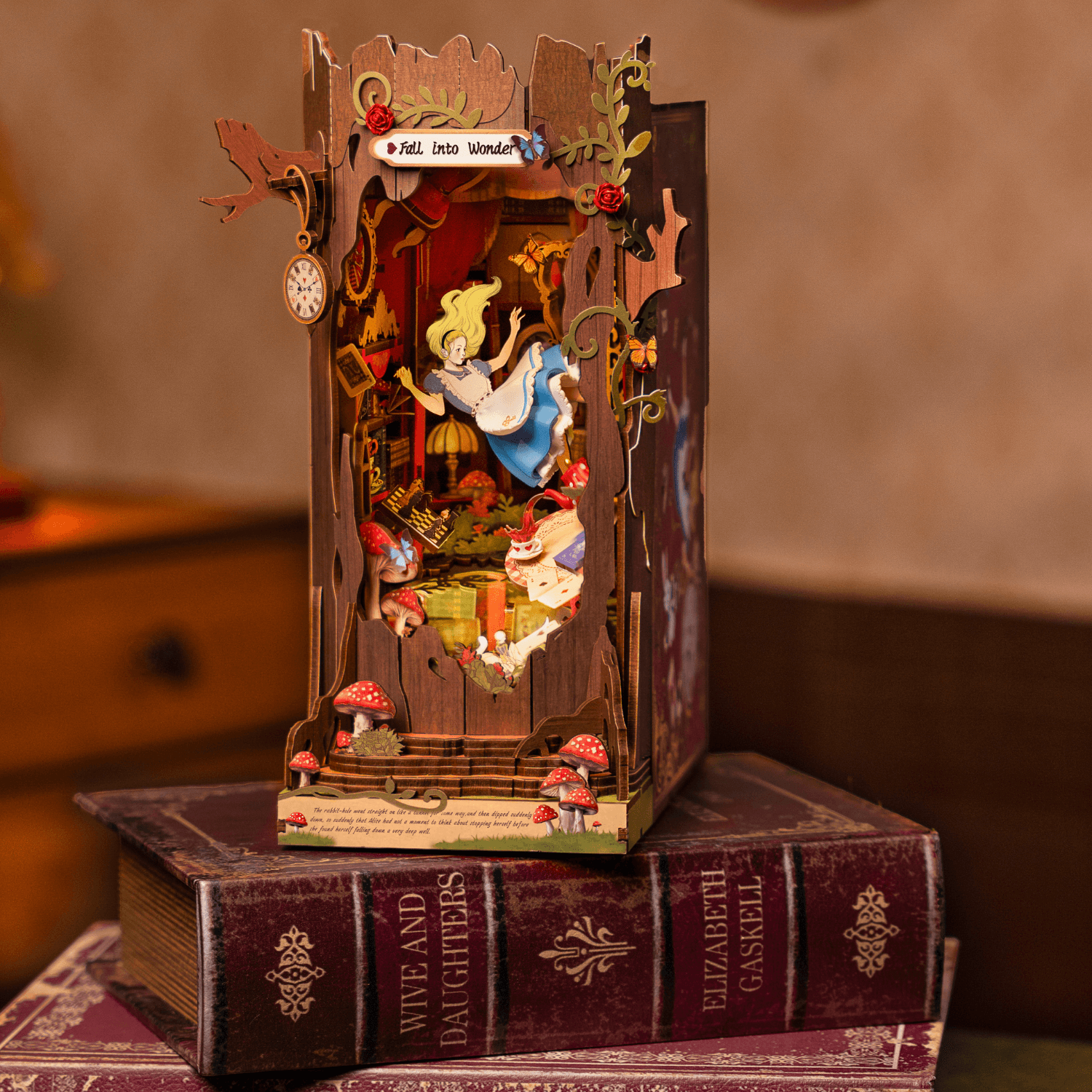 Alice Adventure | Diorama | Book Nook-Diorama-MagicHolz--