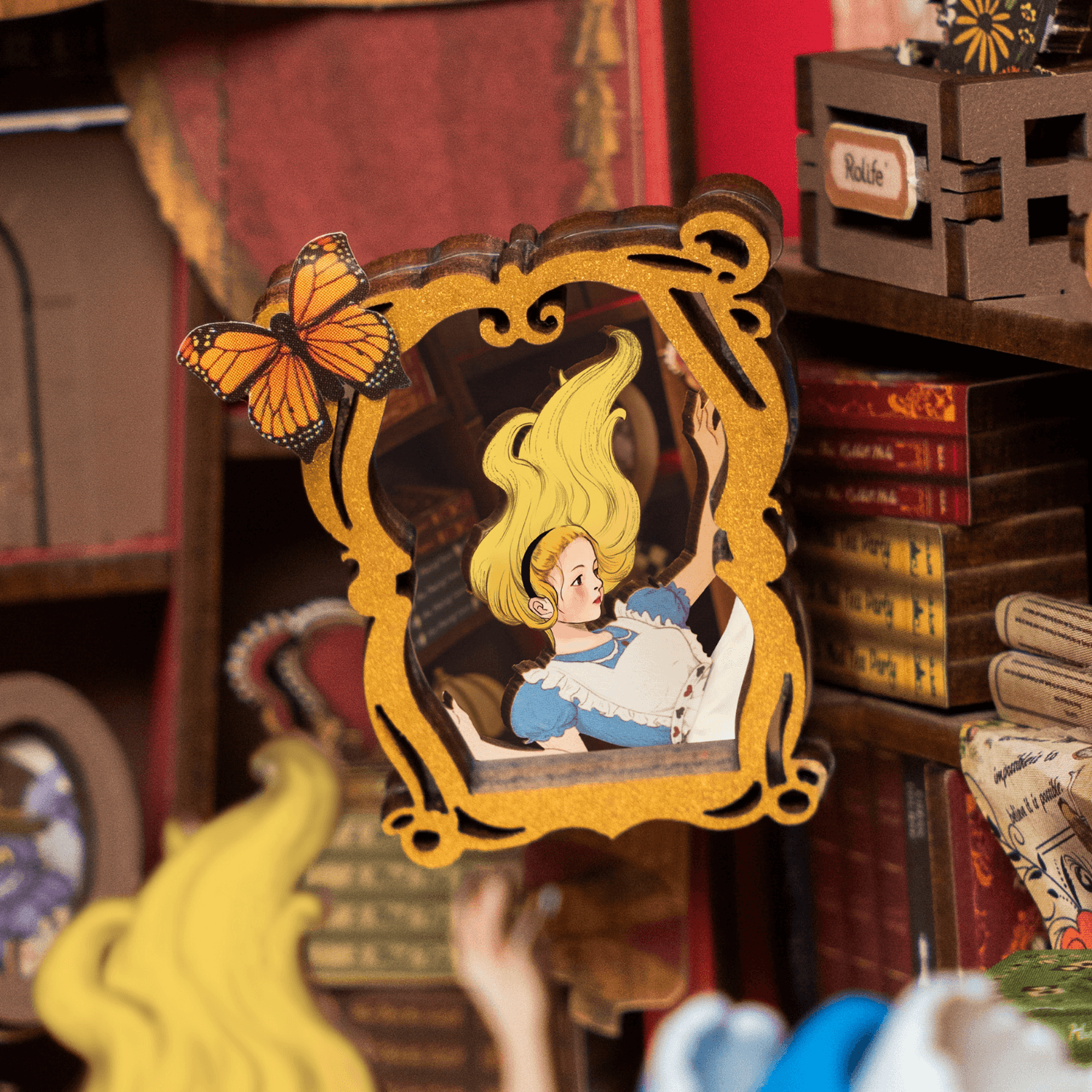 Alice Adventure | Diorama | Book Nook-Diorama-MagicHolz--