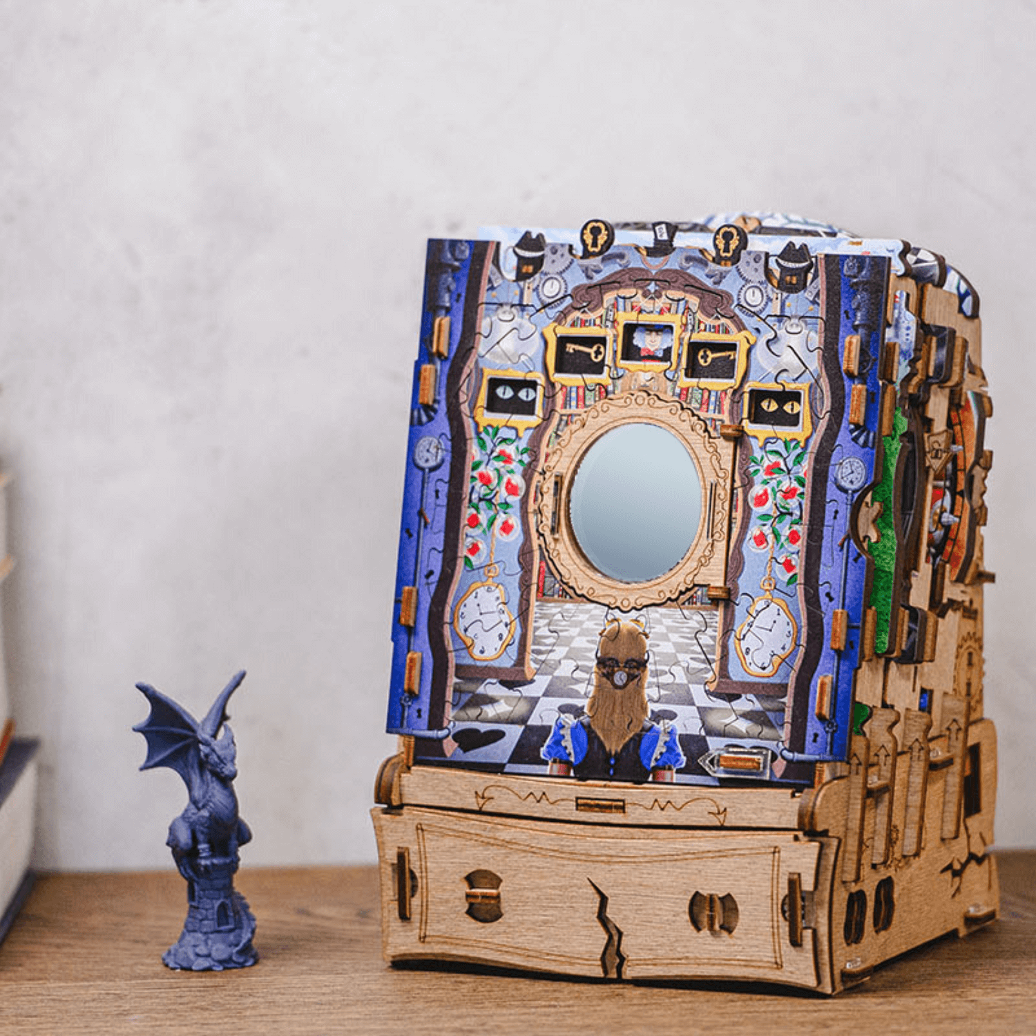 CluePuzzle - The Wonderbox of Alice Escape Room Game iDventure