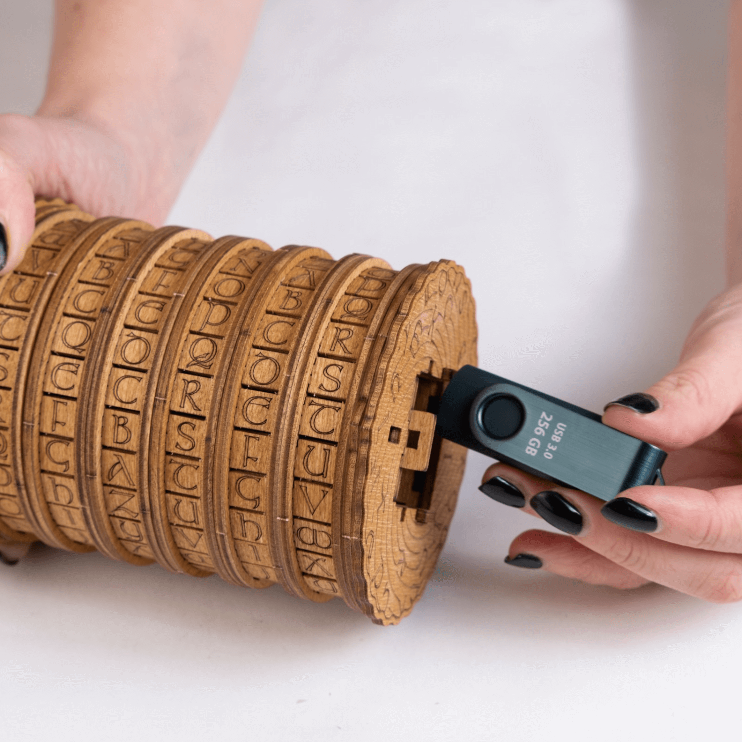 Cryptex-Escape Room Spiel-Escape Welt--