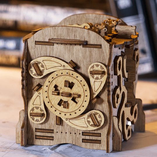 Cluebox "Captain Nemo's Nautilus" Escape Room Spiel iDventure