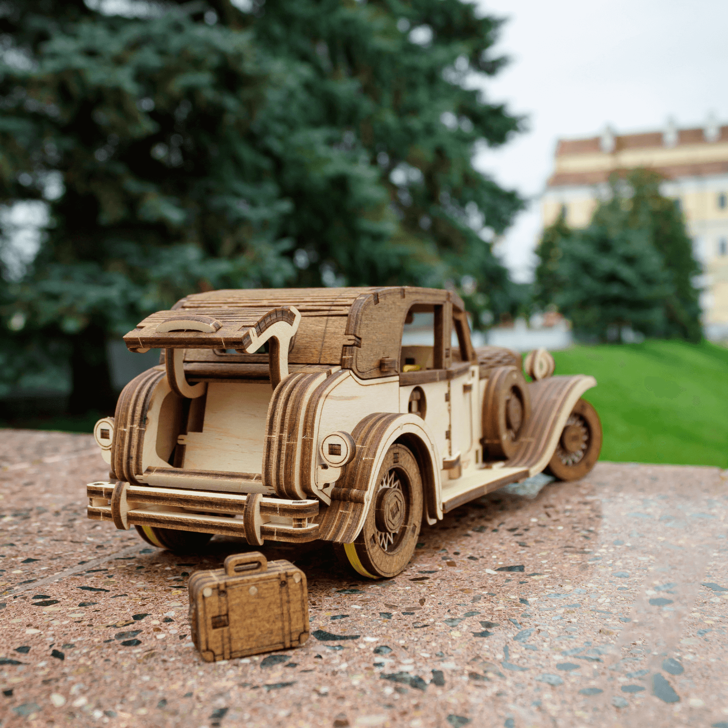 Ferdinand | Retro-Auto Mechanisches Holzpuzzle Eco-Wood-Art