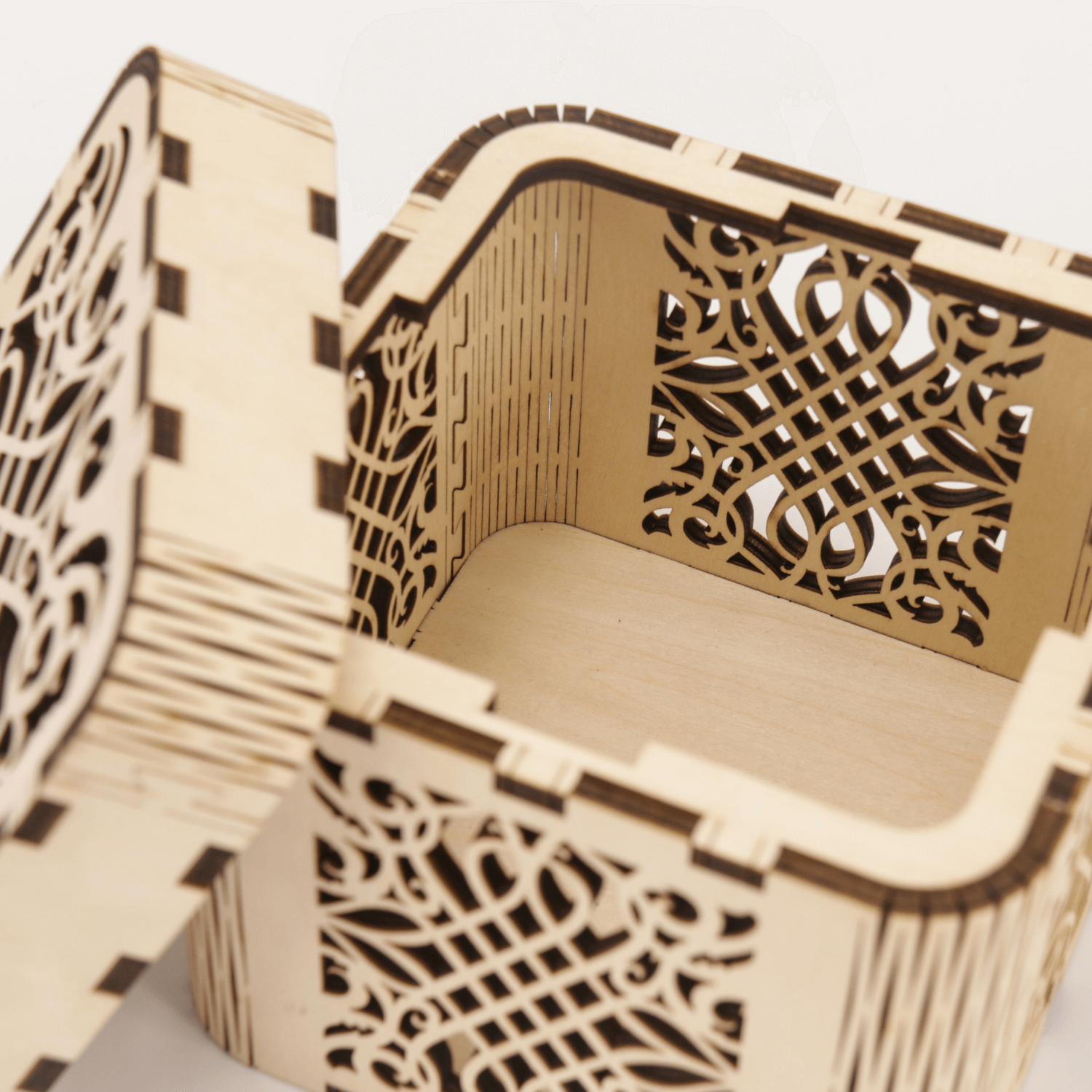 Treasure box | Gift Box 3D Puzzle MagicHolz