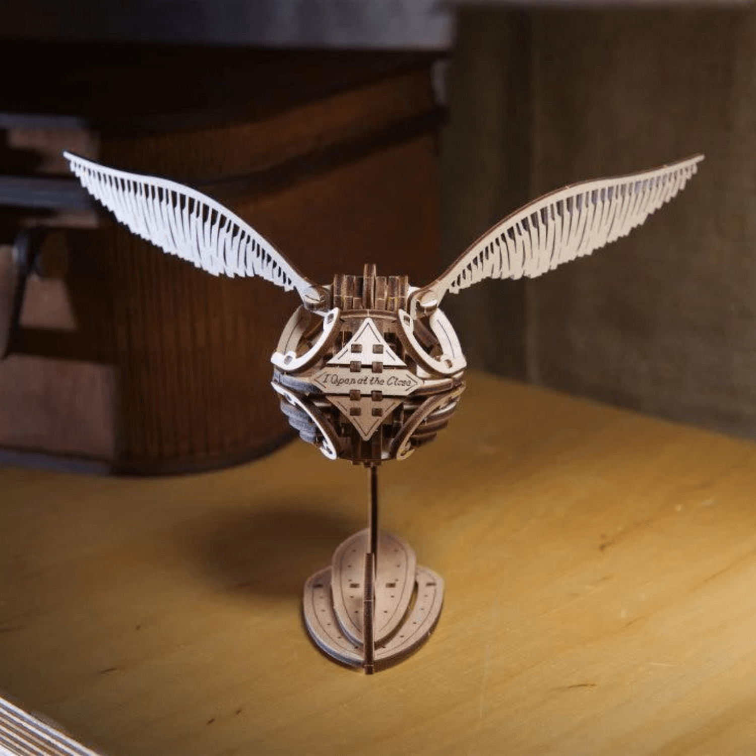 Harry Potter™: Quidditch Fan Pack Mechanical Wooden Puzzle MagicHolz Golden Snitch™