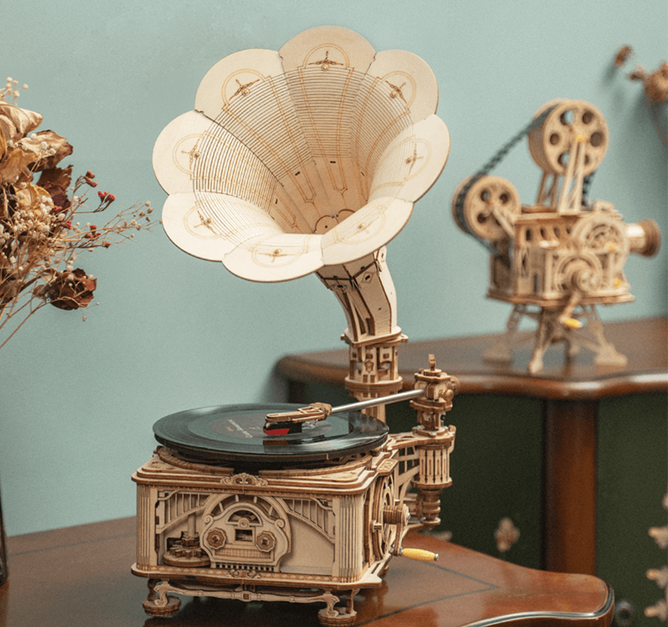 Retro Grammophon Mechanisches Holzpuzzle Robotime Elektrische Version