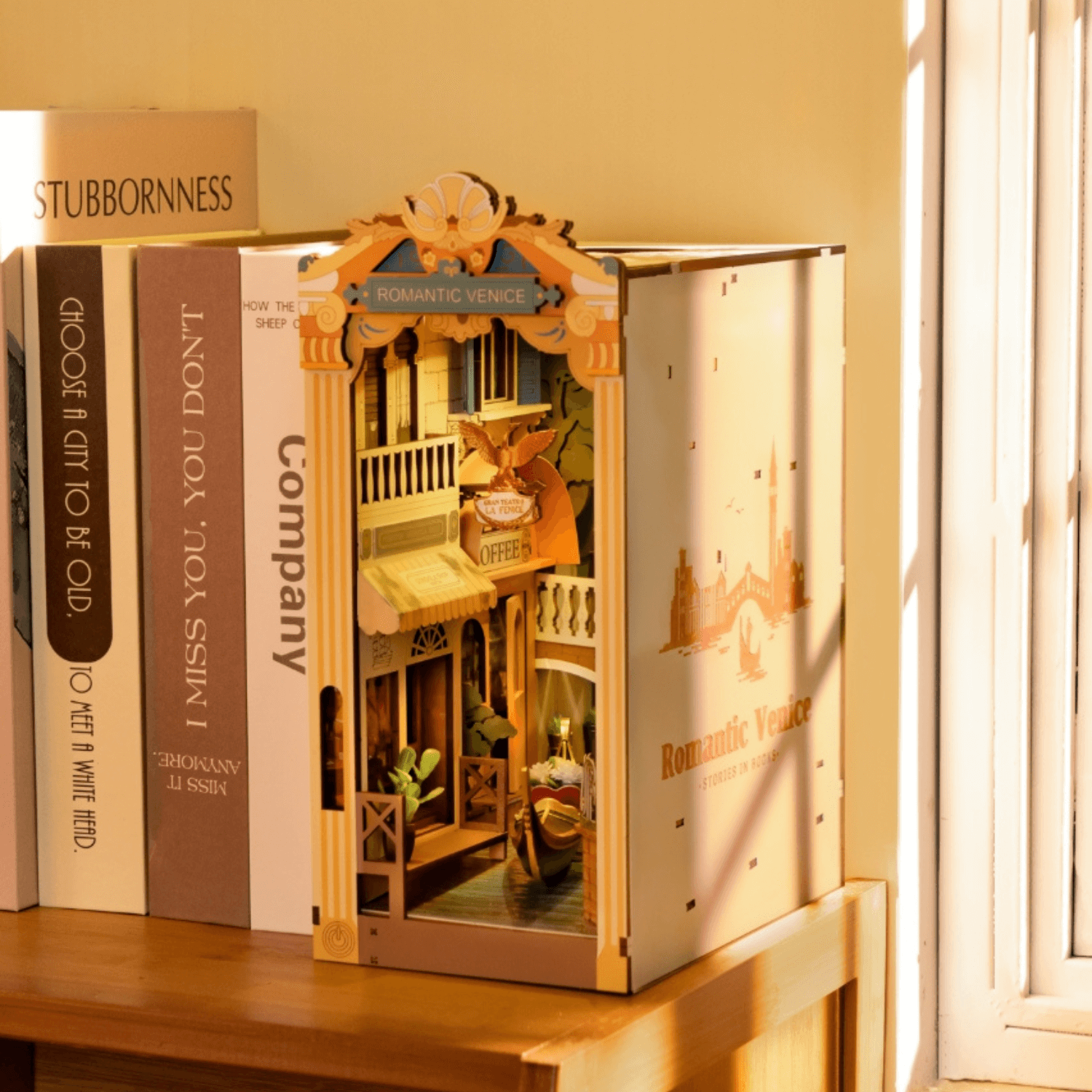Venise romantique | Diorama | Rolife Diorama Robotime