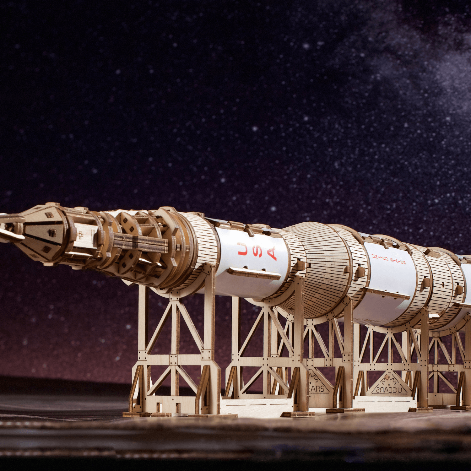 NASA Saturn V 🚀✨ Puzzle mécanique en bois Ugears