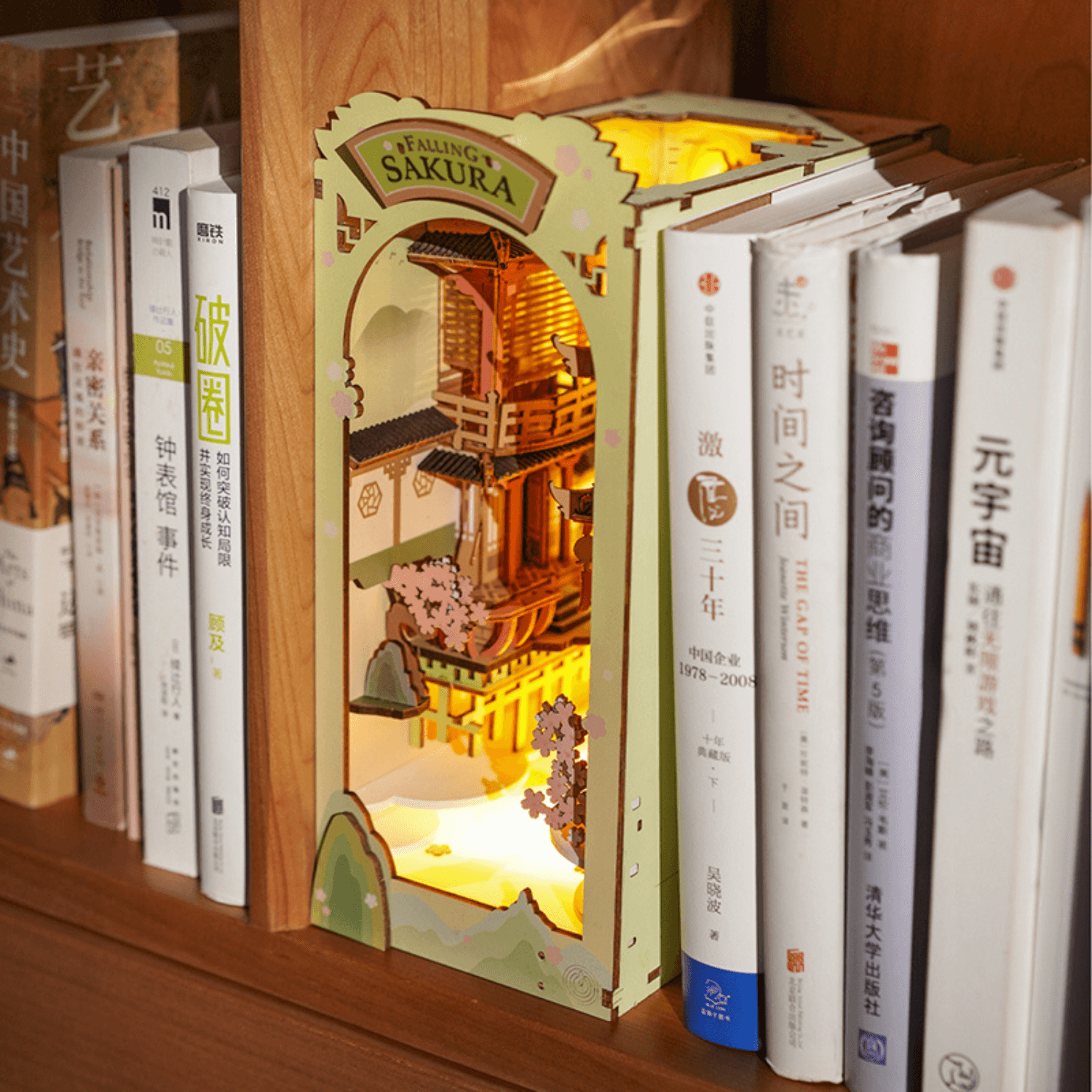 Falling Sakura | Diorama | Rolife Diorama Robotime