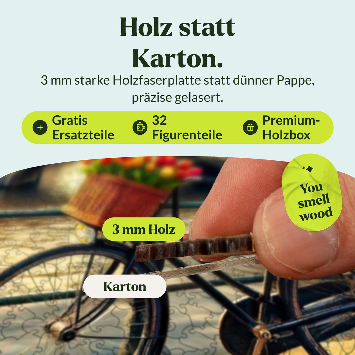 Puzzle en bois « Vélo à Amsterdam » : du bois à la place du carton : une pièce en bois de 3 mm d'épaisseur, découpée au laser, en relief sur une fine pièce en carton