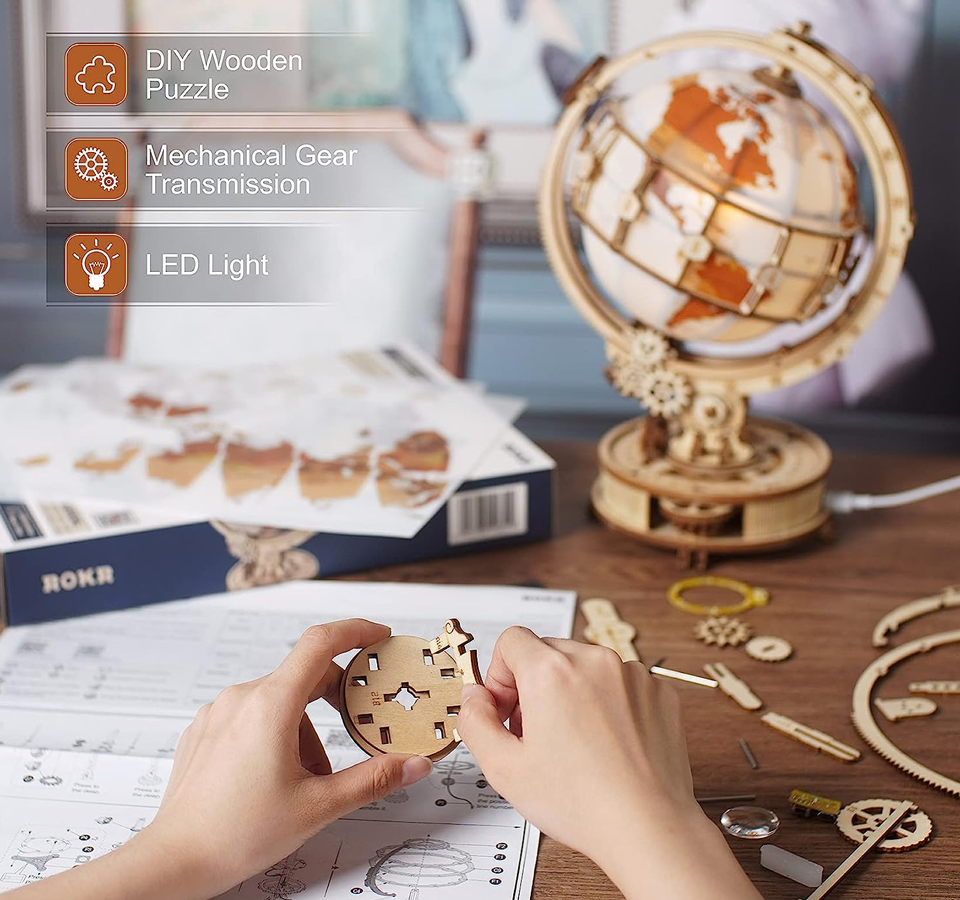 Luminous Globe Mechanical Wooden Puzzle Robotime