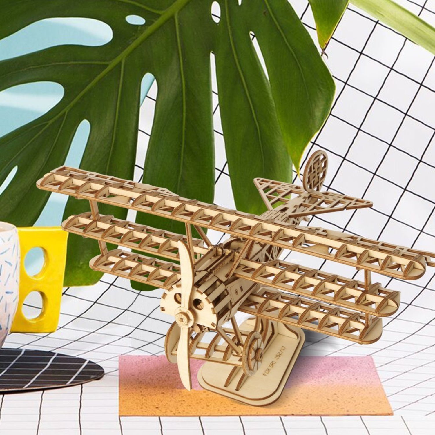 Airplane triplane 3D puzzle Robotime