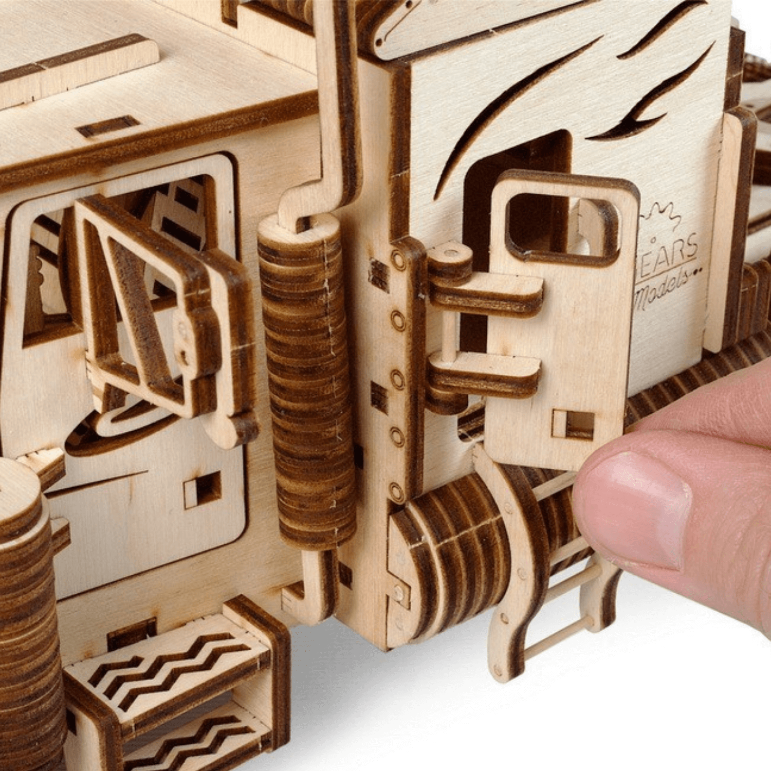Camion "Heavy Boy" VM-03 Puzzle mécanique en bois Ugears