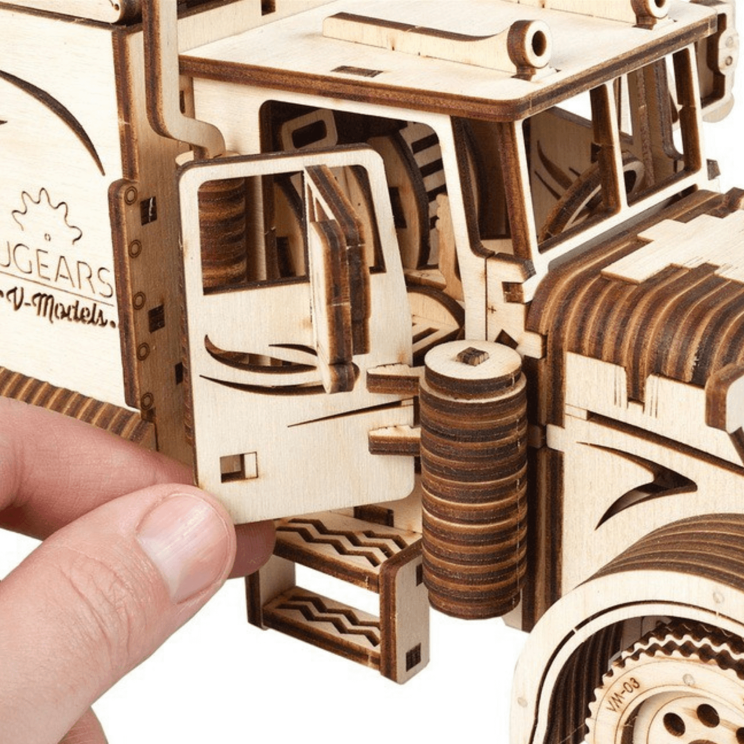 Camion "Heavy Boy" VM-03 Puzzle mécanique en bois Ugears