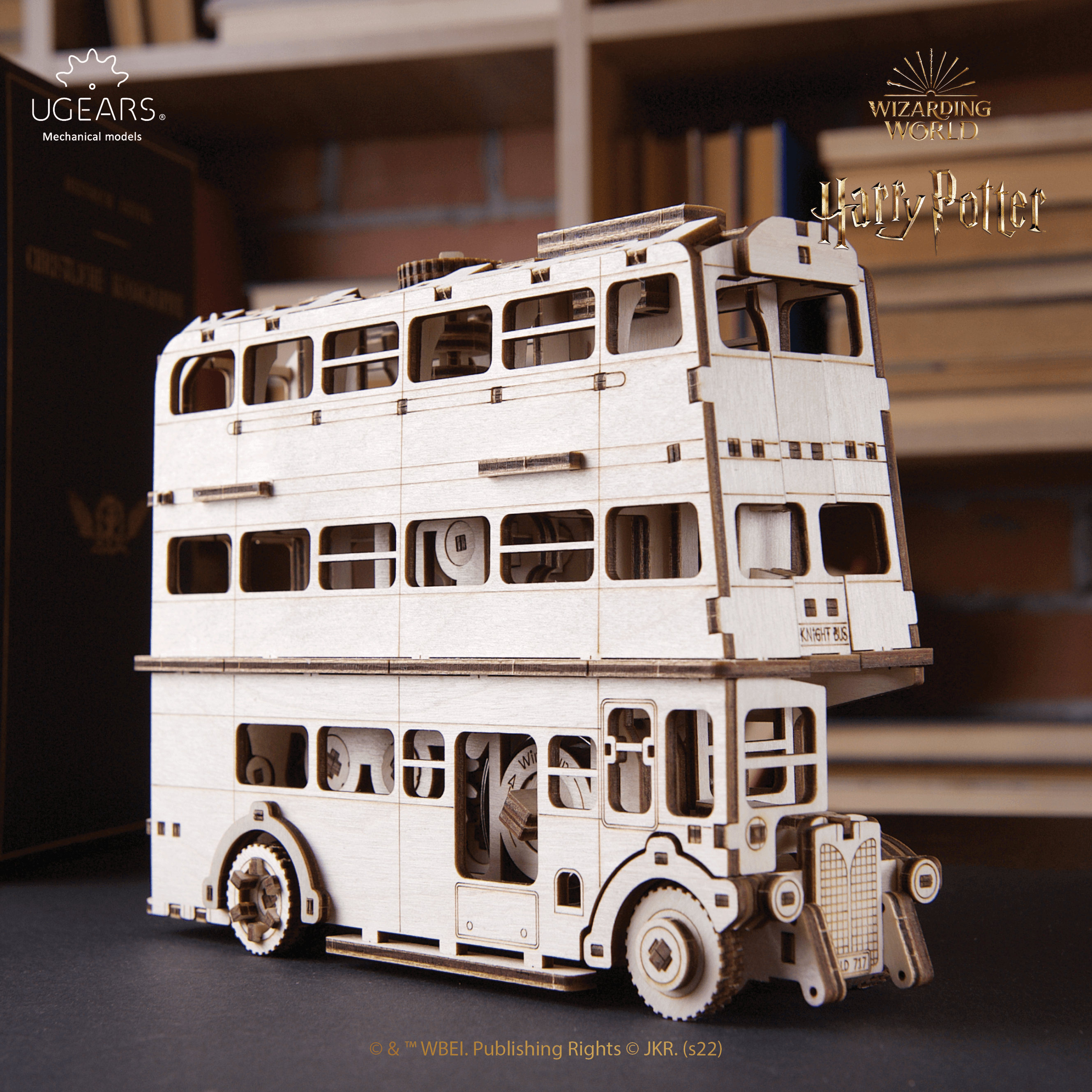 Harry Potter™: Magical Vehicles Mechanical Wooden Puzzle MagicHolz Knight Bus™