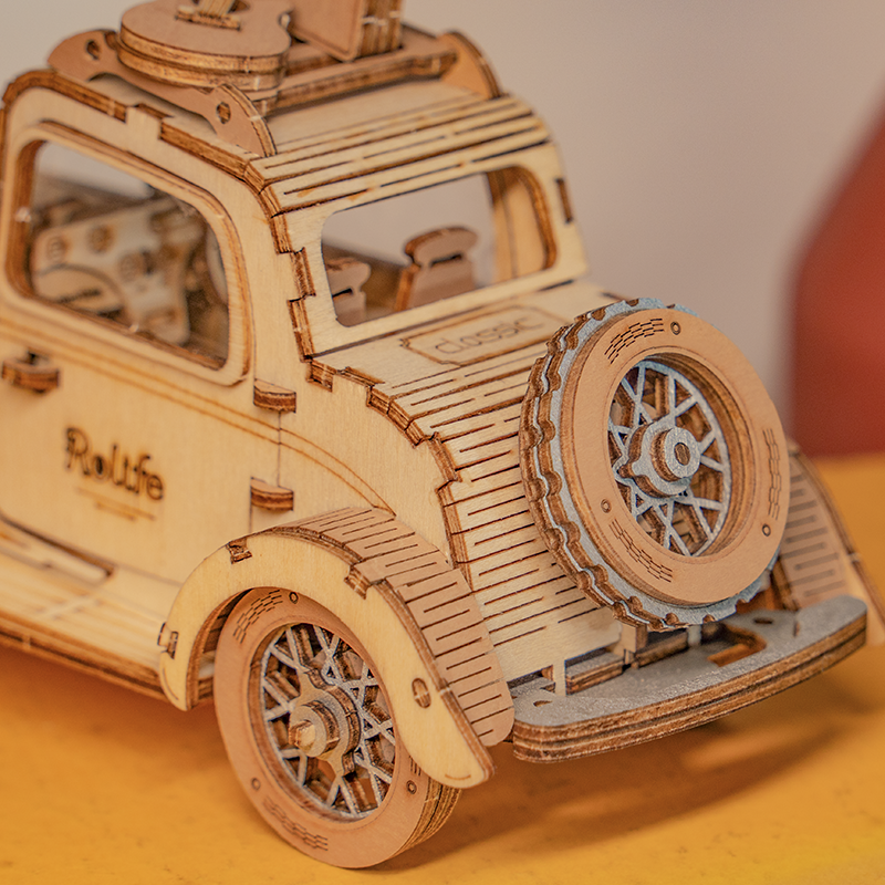 Vintage car with guitar 3D puzzle Robotime
