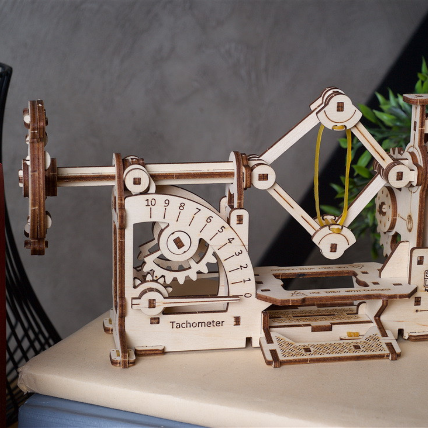 Tachometer Mechanisches Holzpuzzle Ugears