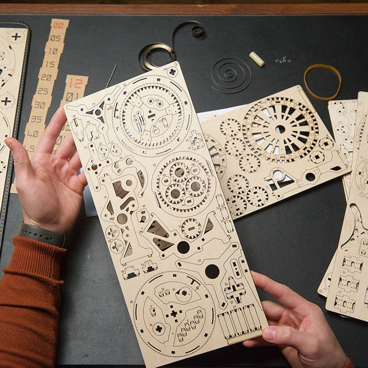 🕰️ Stargazer - Your watch. Your work. Your fascination. Mechanical wooden puzzle Ugears