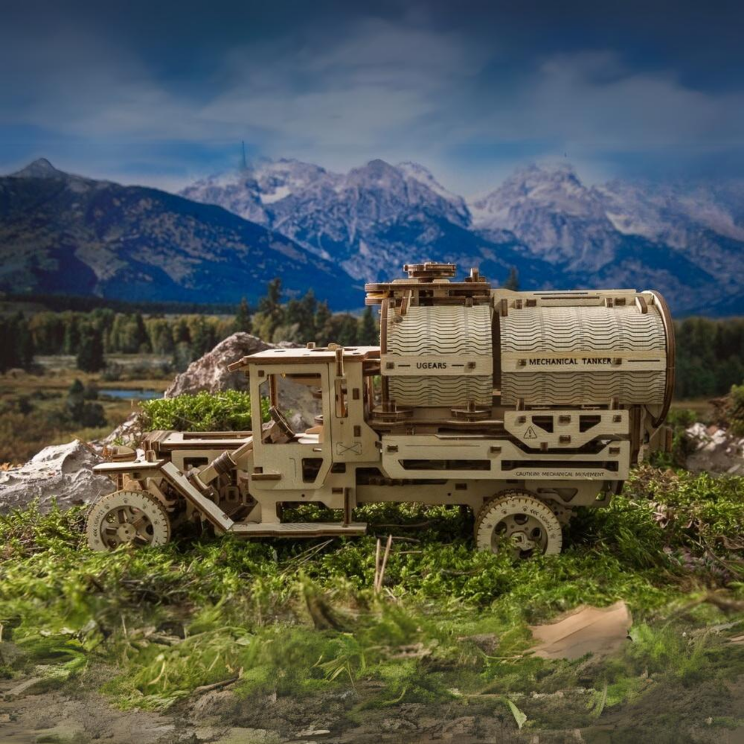 Tankwagen Mechanisch Houten Puzzel Ugears--