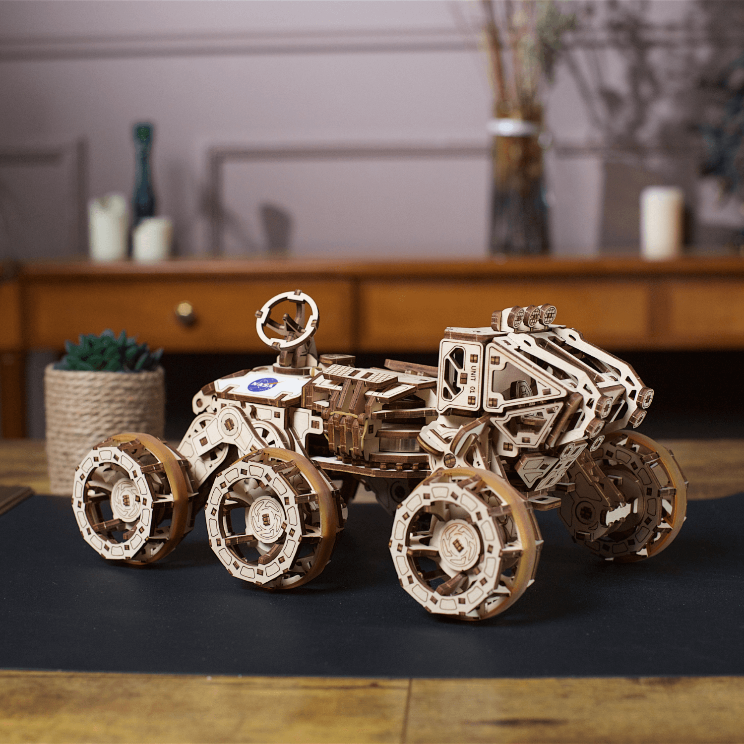 Bemannter Mars-Rover-Mechanisches Holzpuzzle-Ugears--