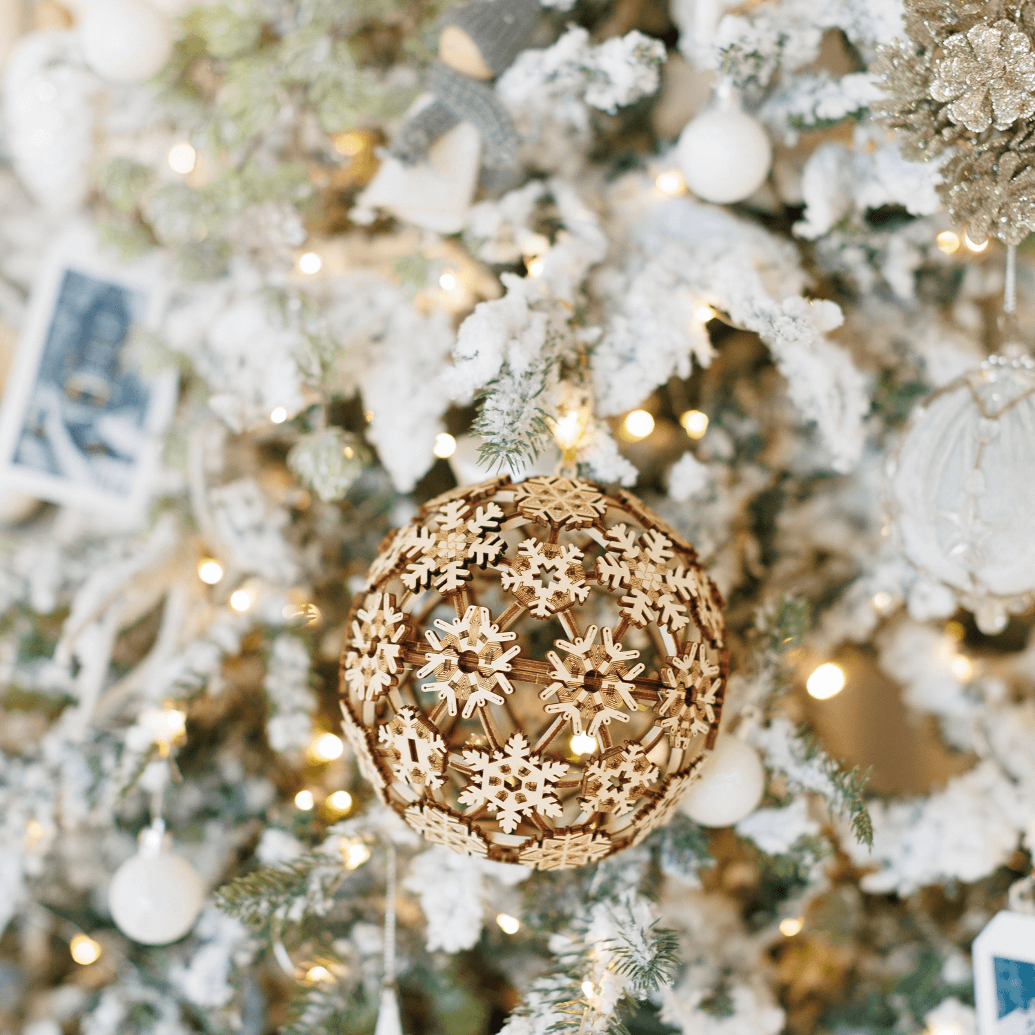 Boule de Noël-Puzzle mécanique en bois-WoodTrick--