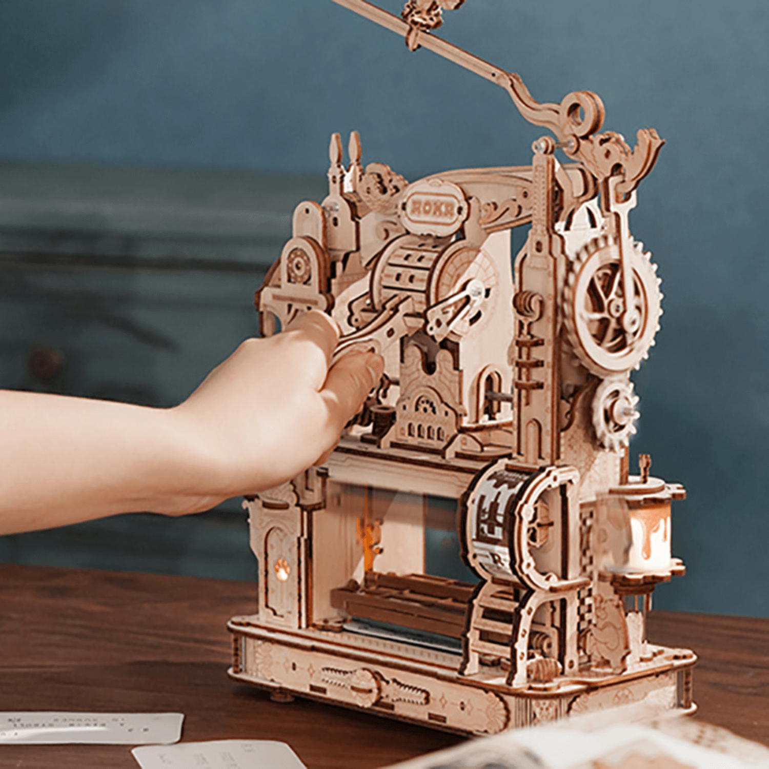 Klassieke drukmachine-3D-puzzel-Robot-tijd