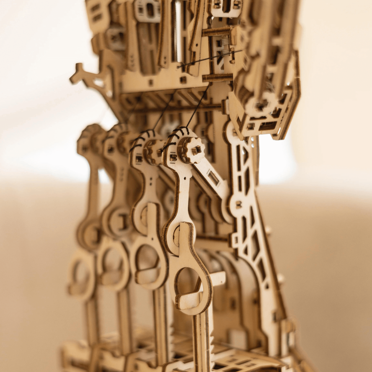 Cyberhand-Mechanisches Holzpuzzle-WoodTrick--