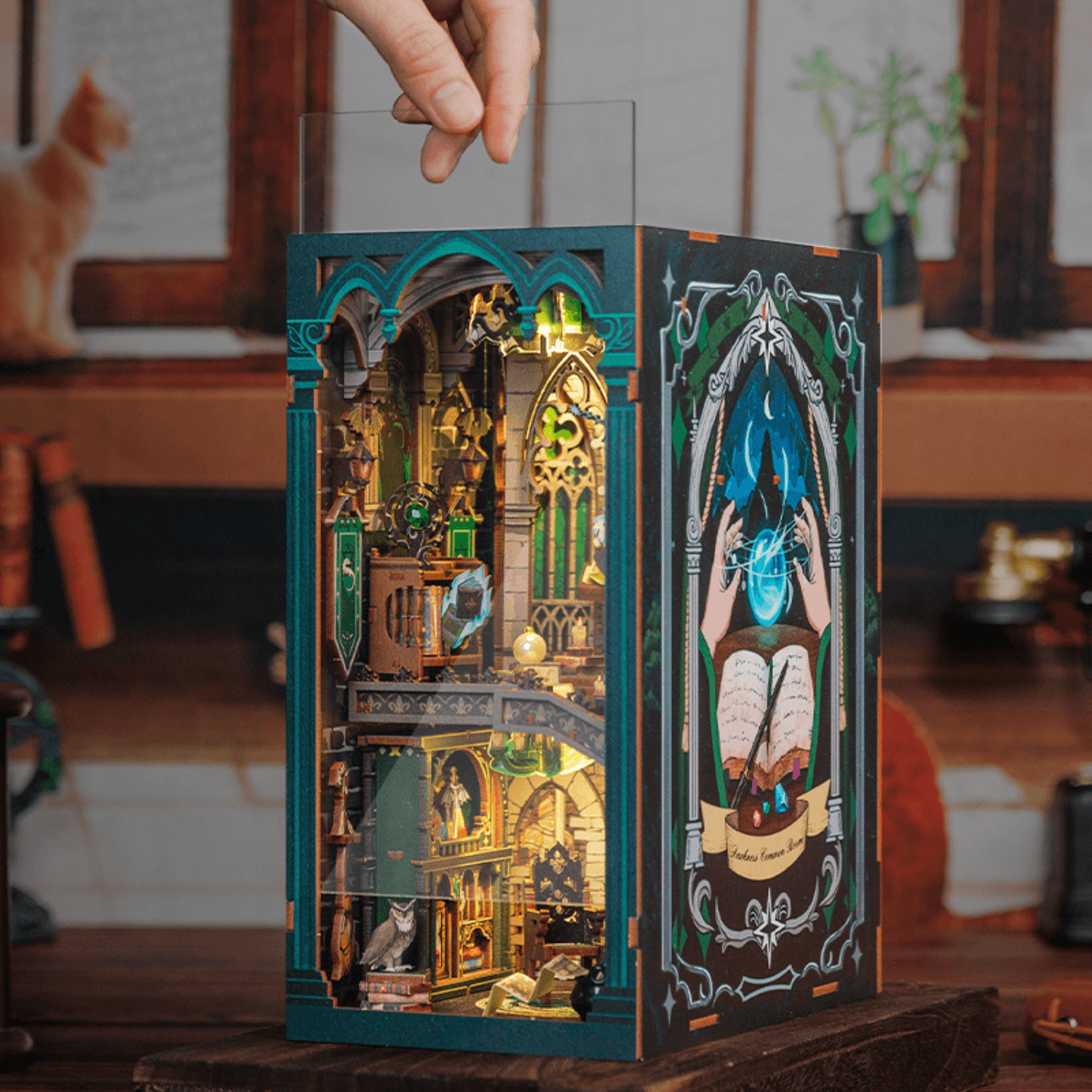 Darkness Common Room | Book Nook Diorama Cutebee