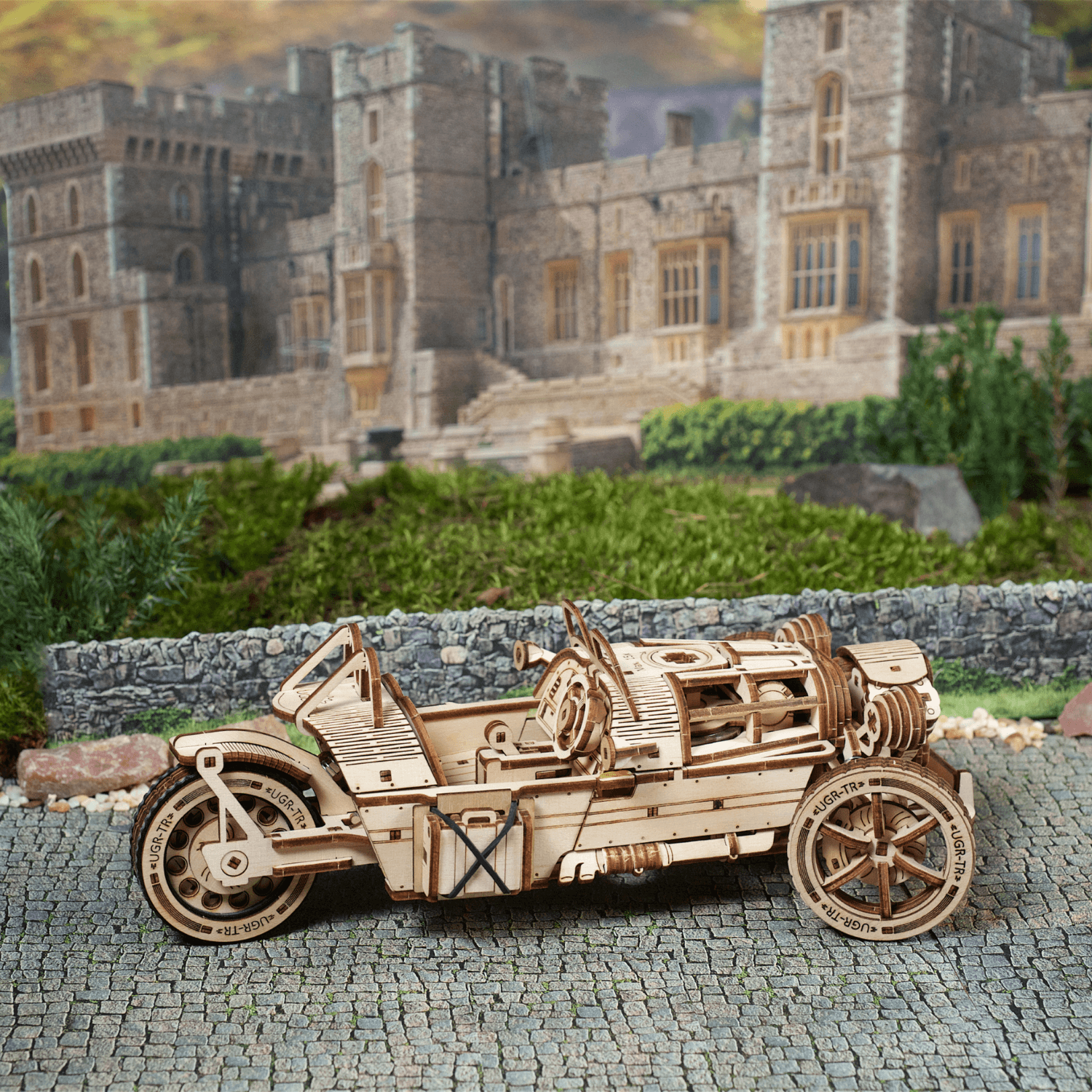 Véhicule à trois roues UGR-S-Puzzle mécanique en bois-Ugears--