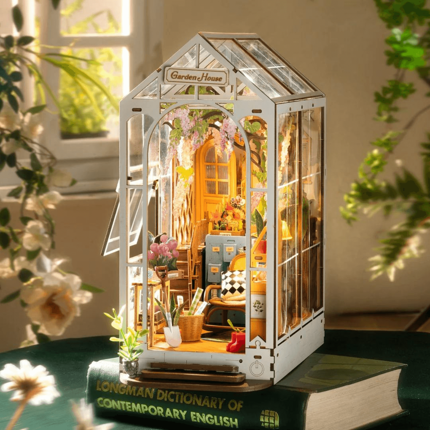 Garden house | Diorama | Rolife-Diorama-Robotime--