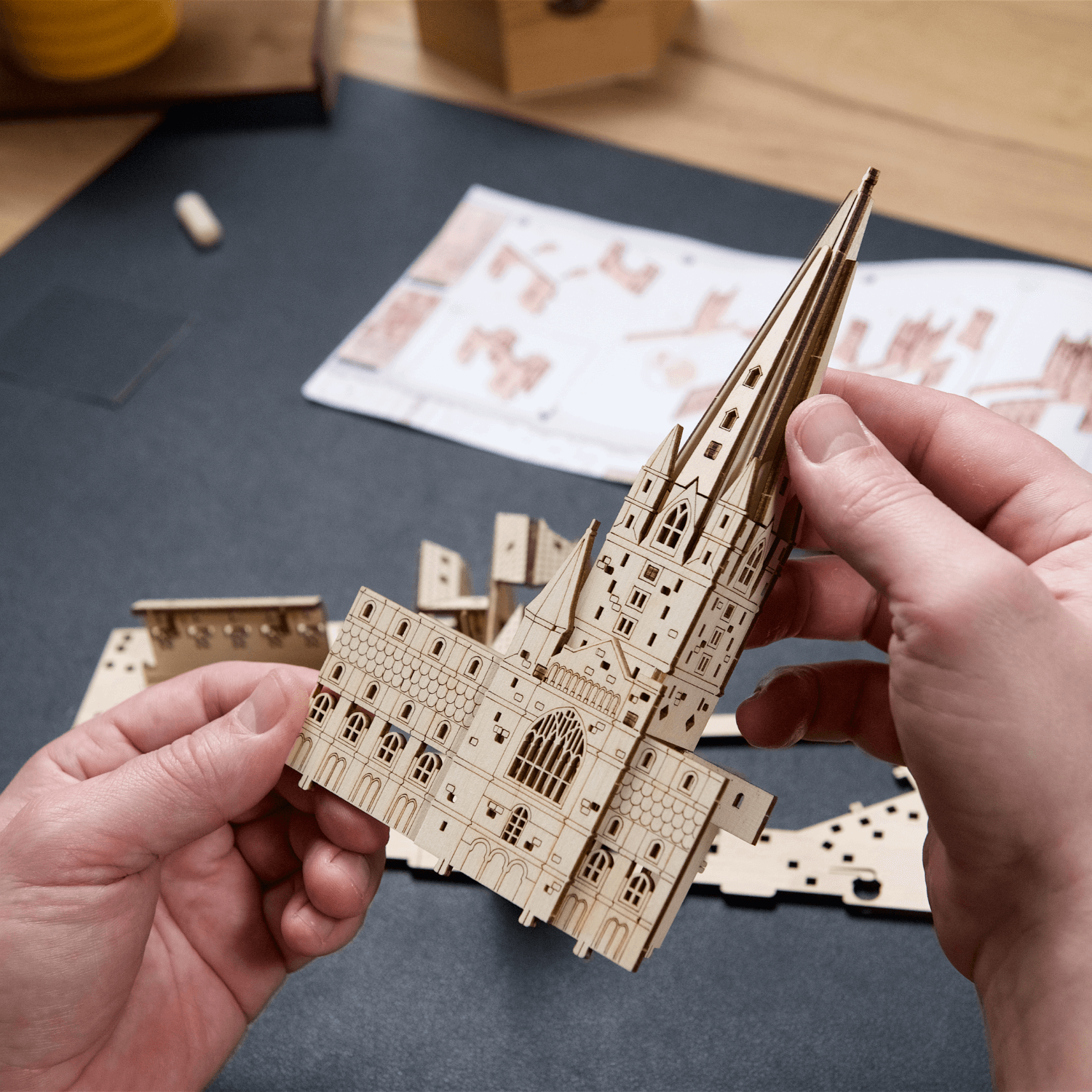 Schloss Hogwarts™ | Harry Potter-Mechanisches Holzpuzzle-Ugears--