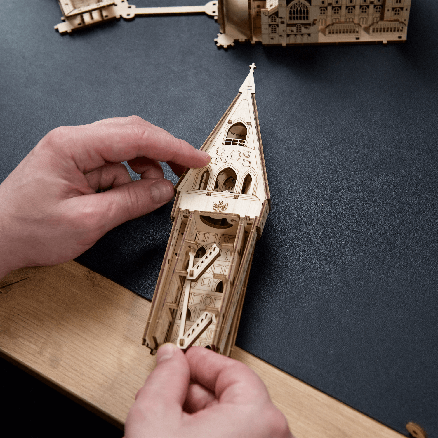 Château de Poudlard™ | Puzzle mécanique en bois de Harry Potter-Ugears--