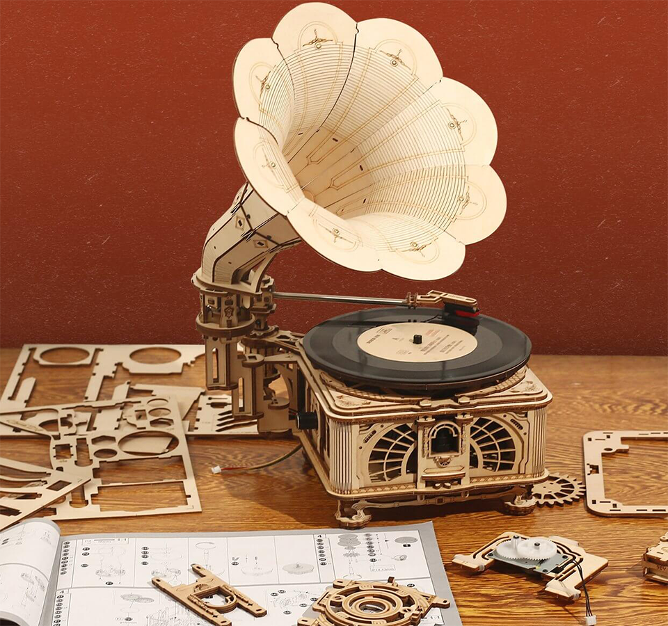 Maquette 3d en bois d'un gramophone - Rokr-Robotime