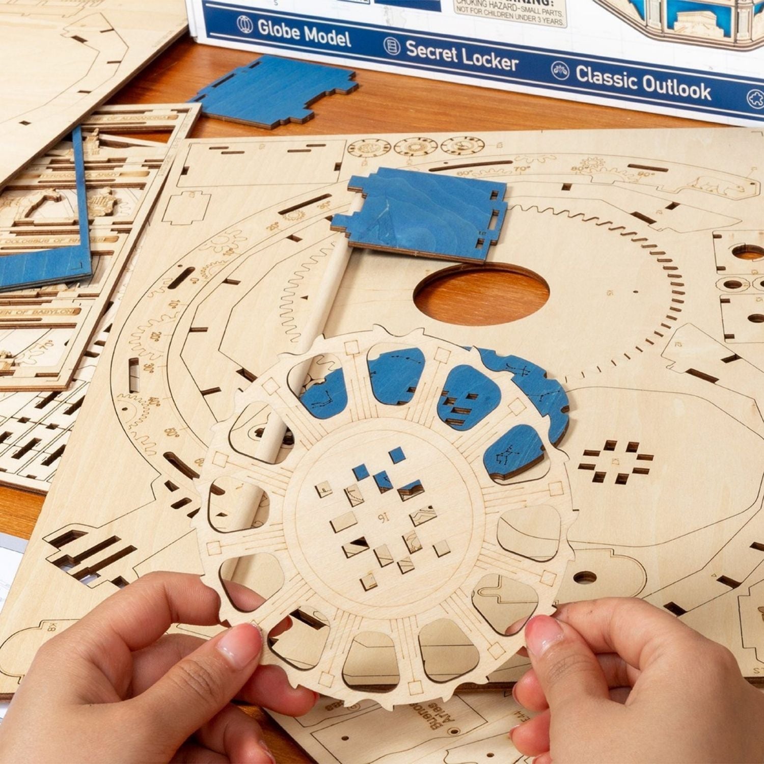 3D Globe Kit-Mechanical Wooden Puzzle-Robotime--