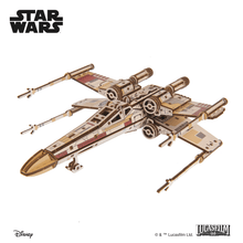 Star Wars® - Luke Skywalker's X-Wing Starfighter