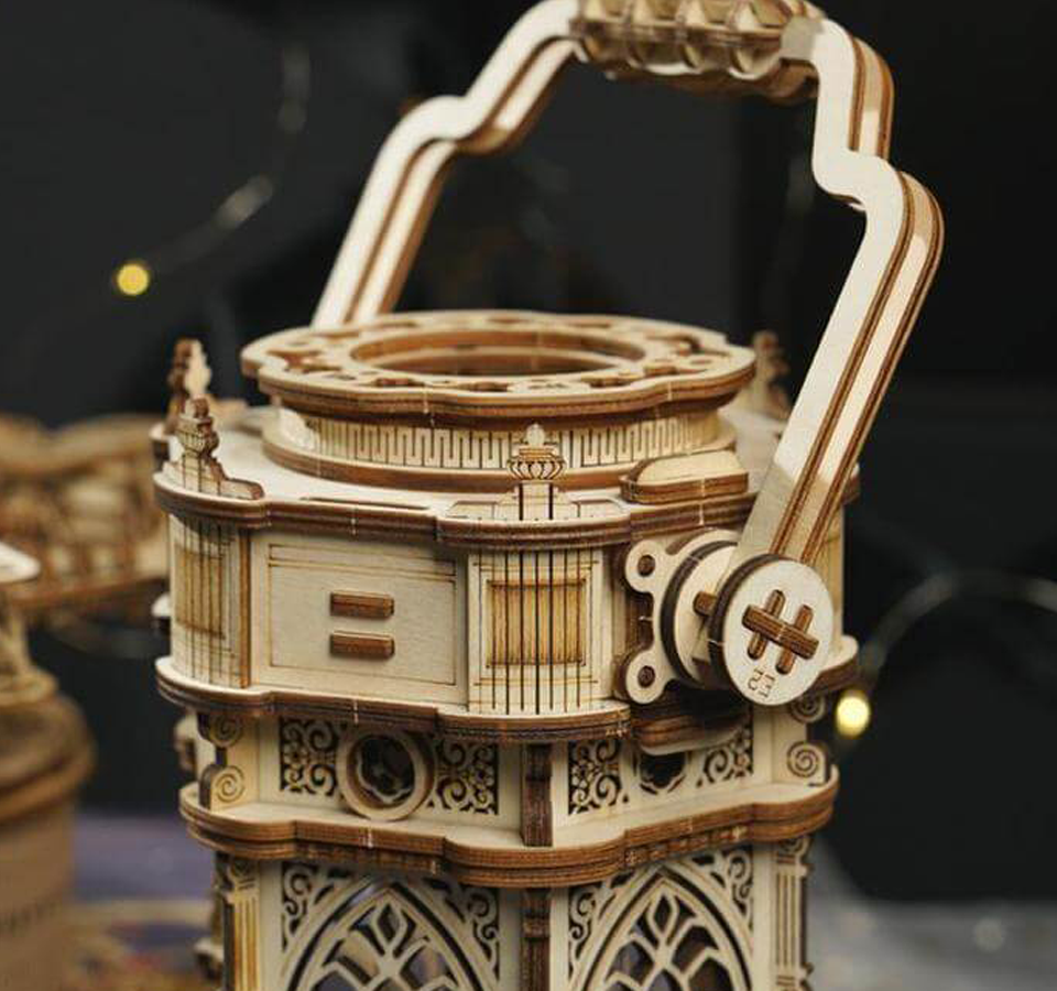 Victorian Lantern-3D Puzzle-Robotime--