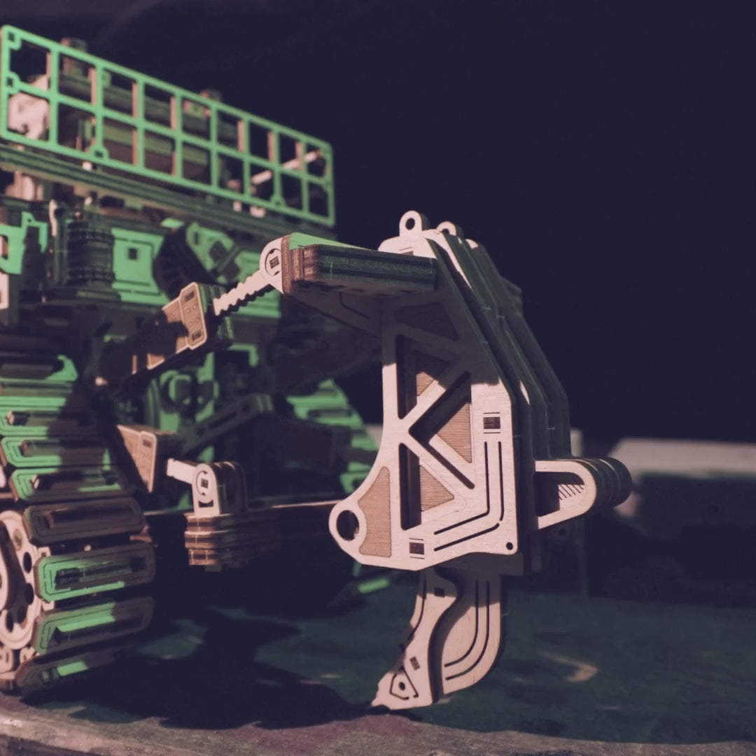Terrain Titan Bulldozer Maquette en bois, Vidéo : il roule grâce à un mécanisme à ressort et se remonte par l'arrière