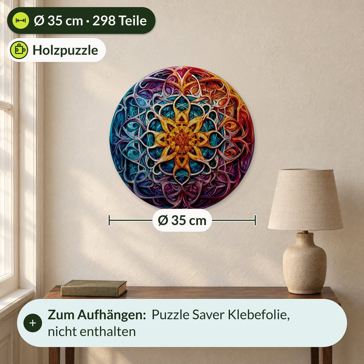 Unendlicher Reichtum Mandala Holzpuzzle, Größe L mit Ø 35 cm und 298 Teilen an der Wand über einer schmalen Konsole