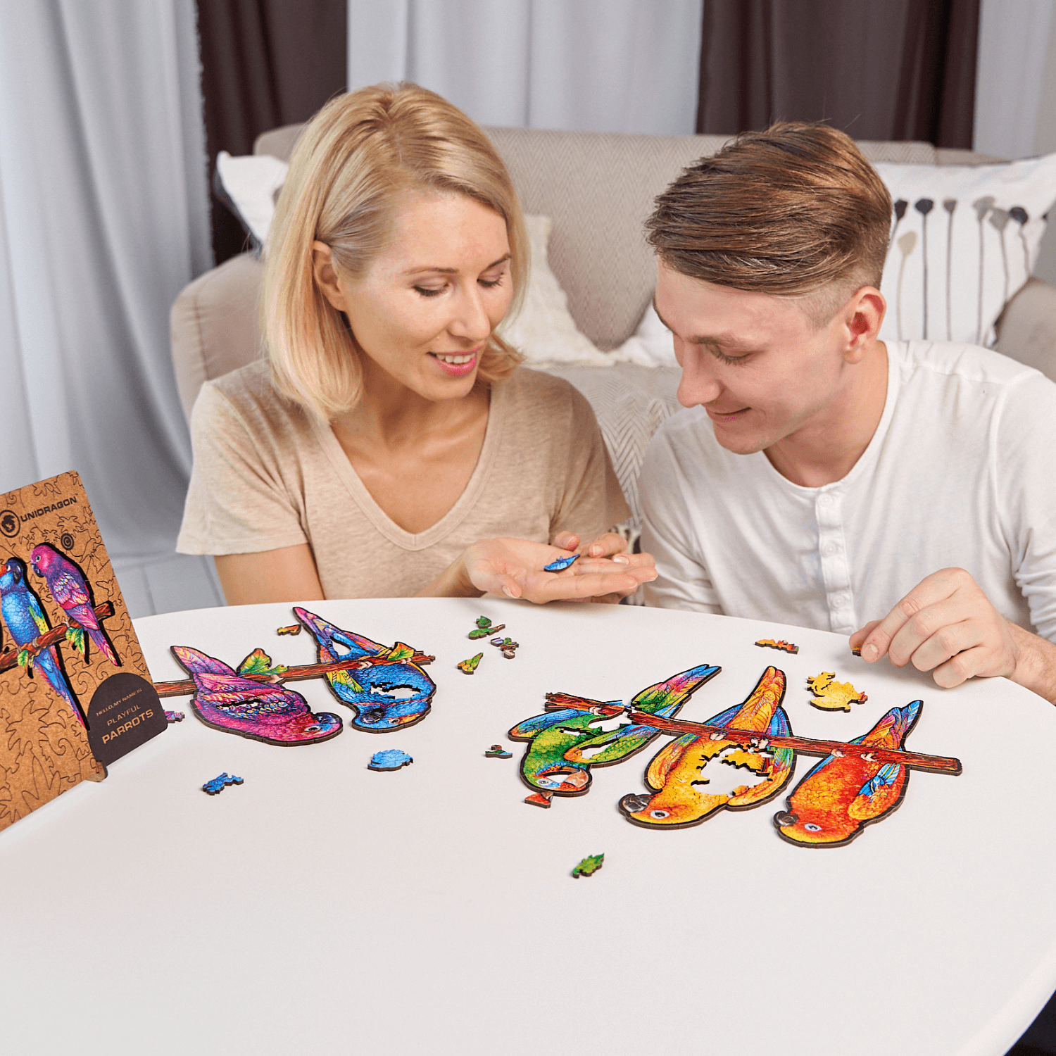 Playful parrots wooden puzzle Unidragon--