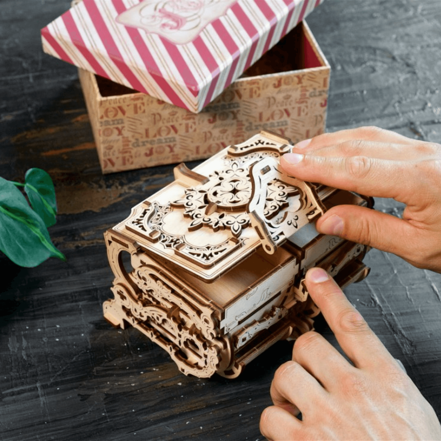 Antiques Box-Mechanical Wooden Puzzle-Ugears--