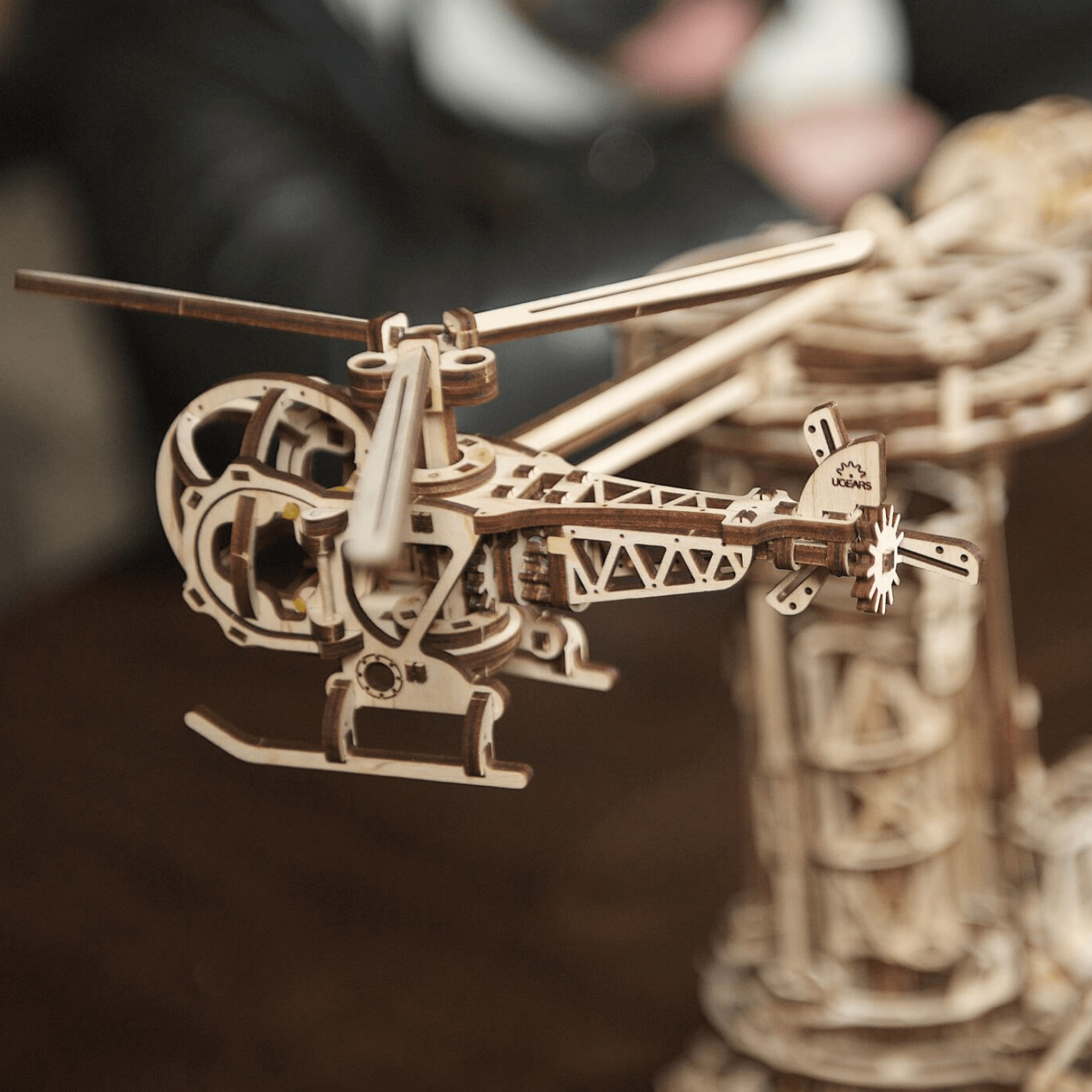 Aviator-Mechanische Houten Puzzel-Ugears--