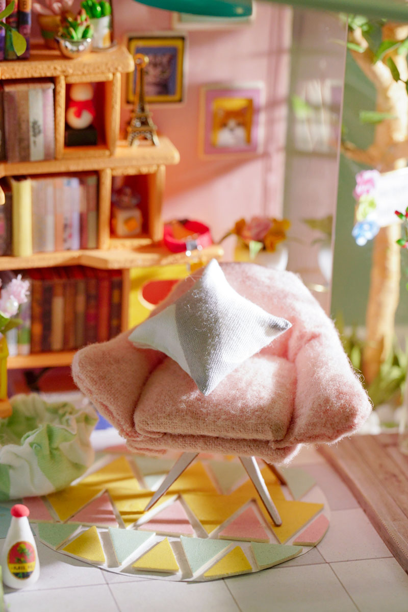 Le loft de Dora - maison miniature - Robotime--