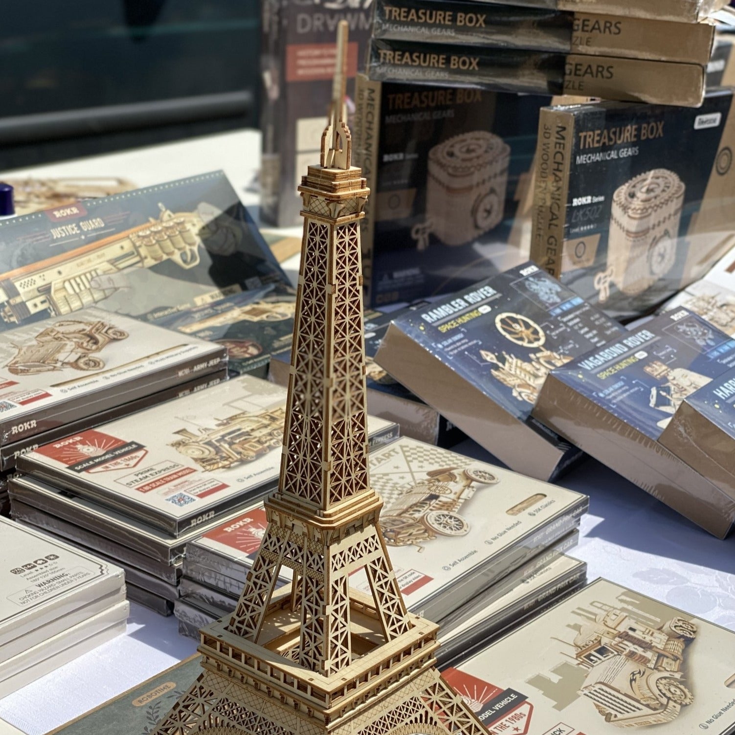 3D Puzzle Eiffelturm-3D Puzzle-Robotime--
