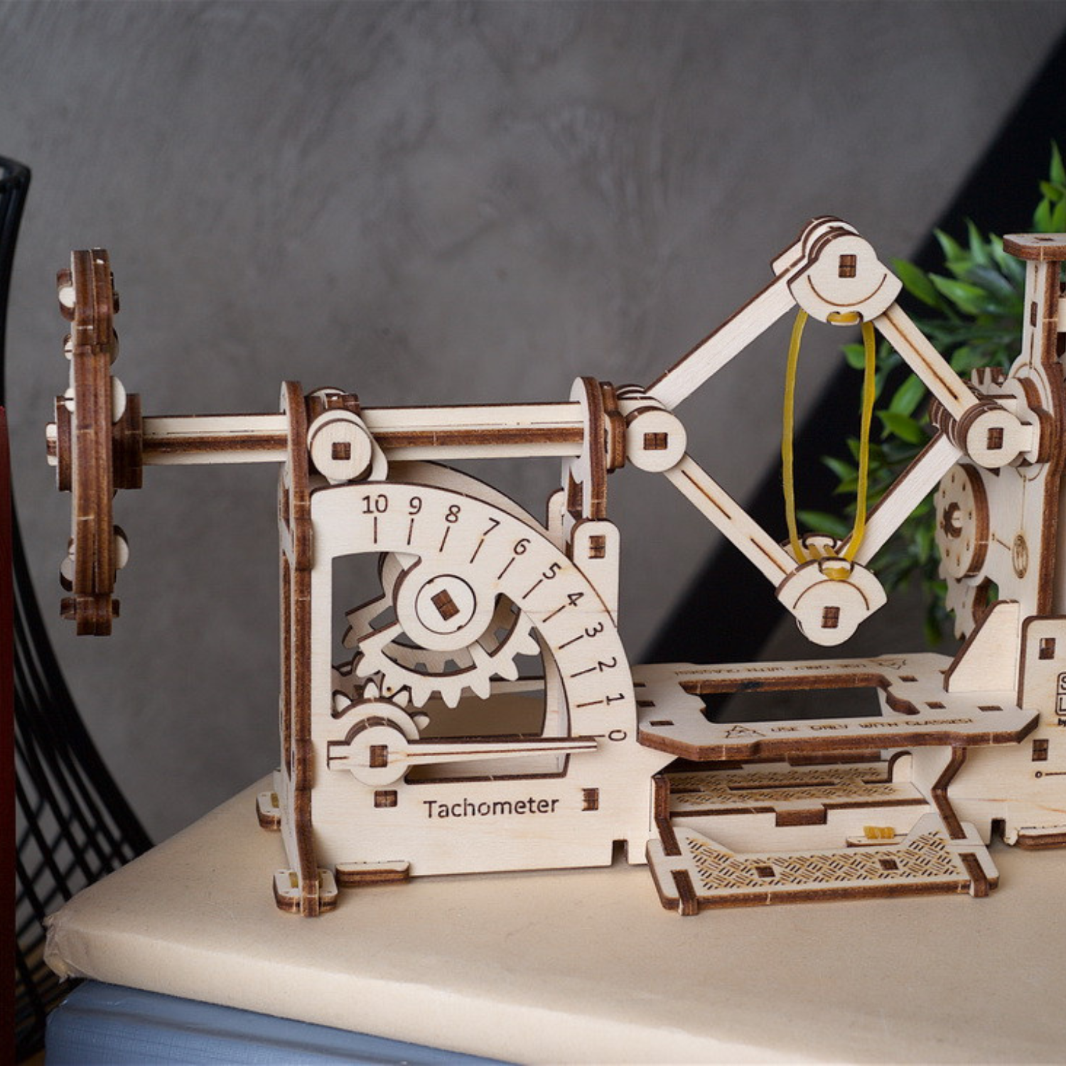 Speedometer Mechanical Wooden Puzzle Ugears--