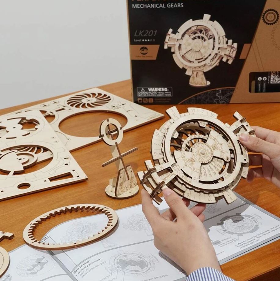 Perpetual Calendar Wooden Puzzle-Mechanical Wooden Puzzle-Robotime--